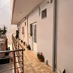 Milto's 3*