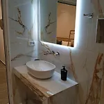 Milto's Himarë