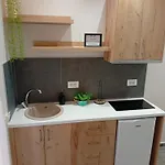 Milto's 3* Himarë
