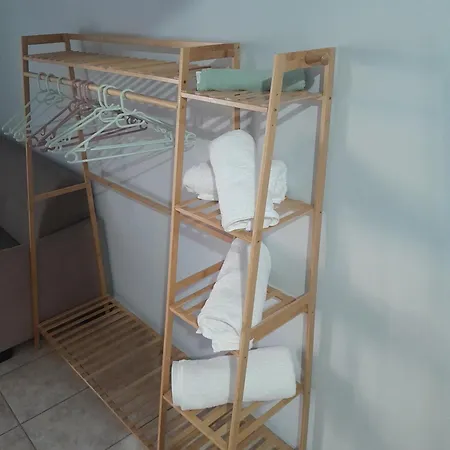 Guest house Milto's *