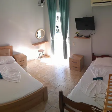 Milto's Guest house *