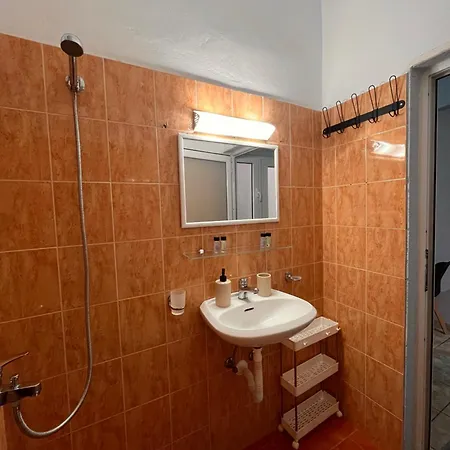 Guest house Milto's Himare