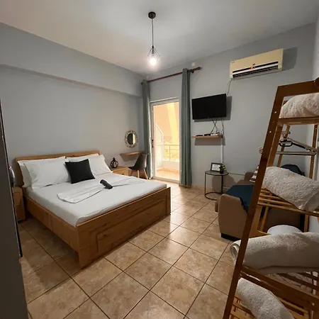 Milto's Guest house 3*